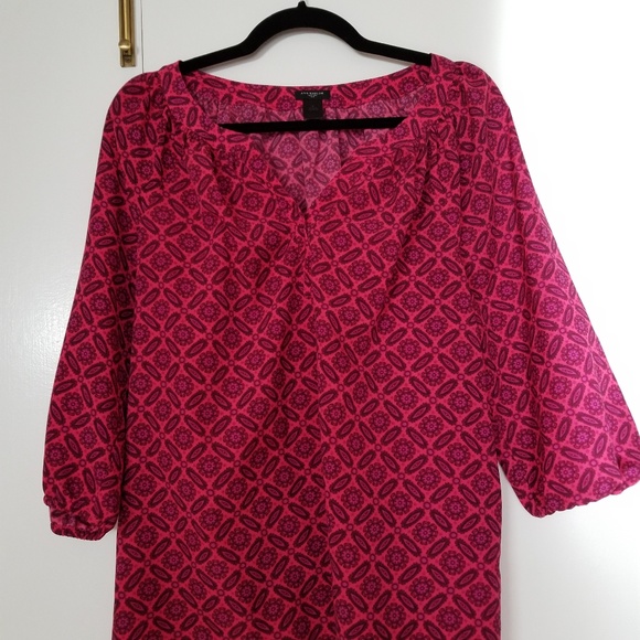 Super flattering work top - Picture 2 of 2